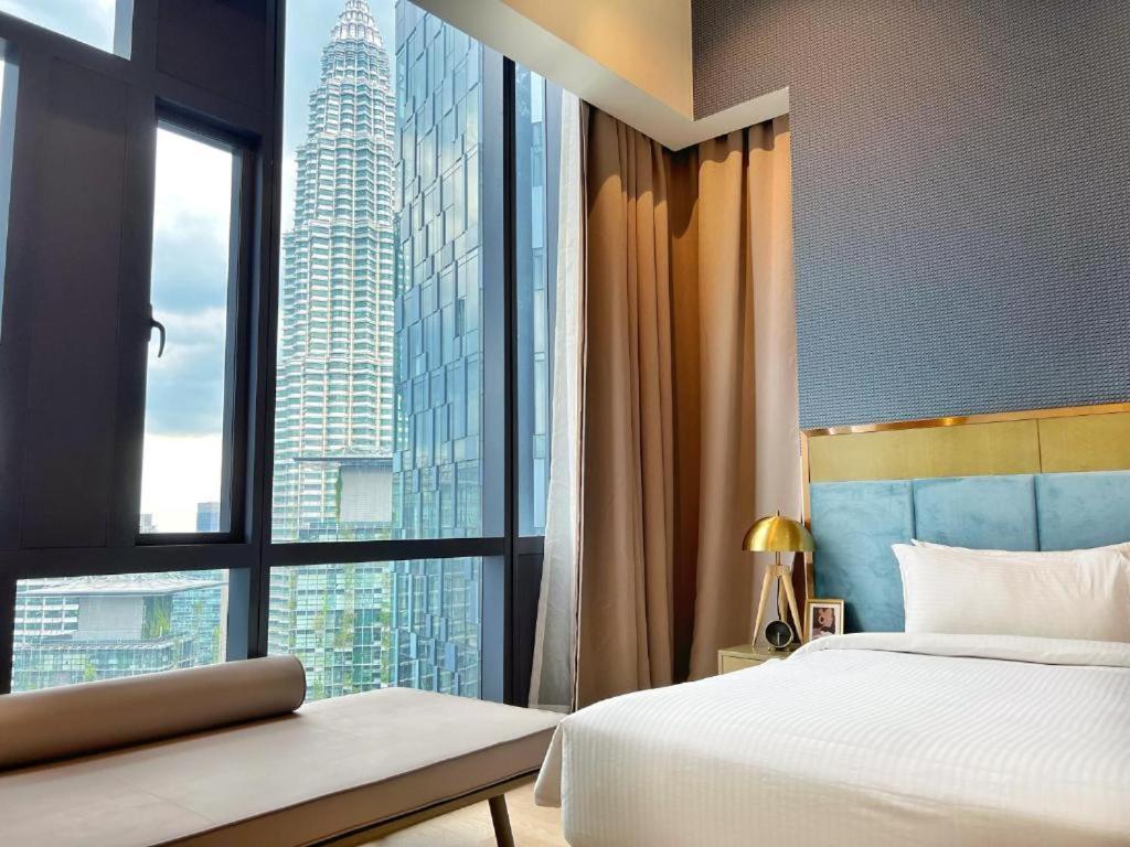 Star Holiday Sky Pool Klcc Kuala Lumpur Extérieur photo